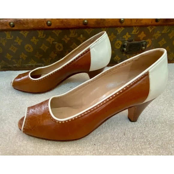 RARE VINTAGE 70s GUCCI ITALY GG LOGO PUMPS HEELS BROWN WHITE LEATHER OPEN TOE 37 - Picture 3 of 11